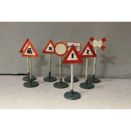 JV 1373 Metalen verkeersborden