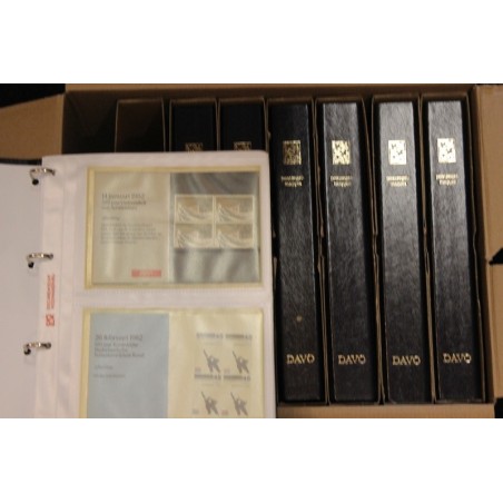 JV1666 Verzameling postzegelmapjes