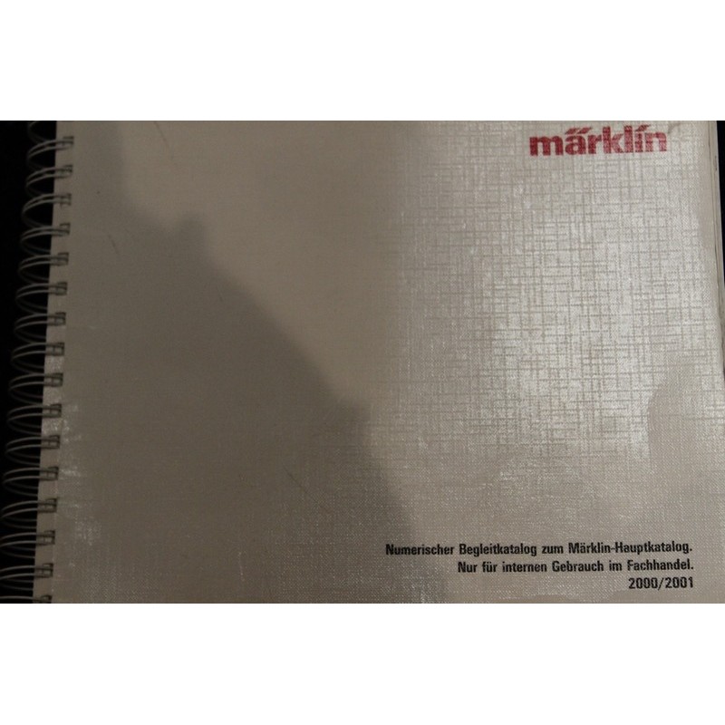 Marklin winkelcatalogus 2000/2001 GEBRUIKT