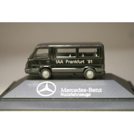 JV 0132 Herpa Mercedes MB 100
