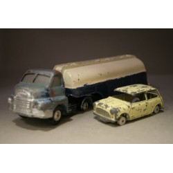 JV0522 Dinky Toys bus