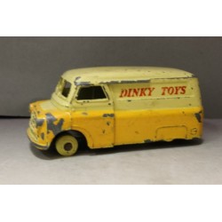 Dinky Toys 10 GEBRUIKT